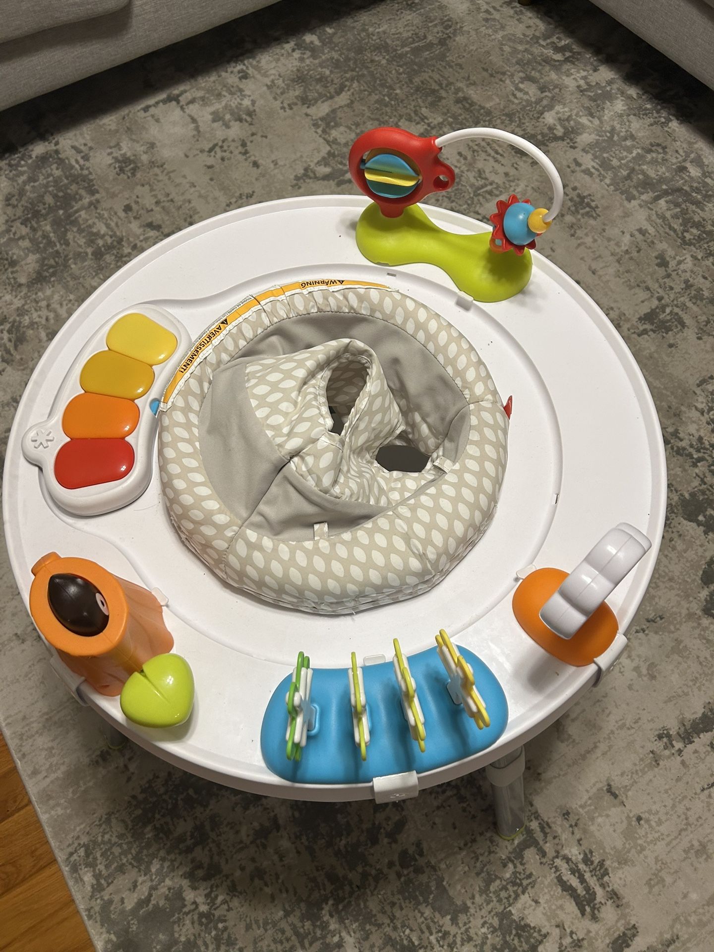 Skip hop Explore & More Activity Center