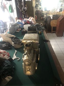 Metal Train And Caboose 