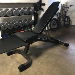 Hoist Weight Bench