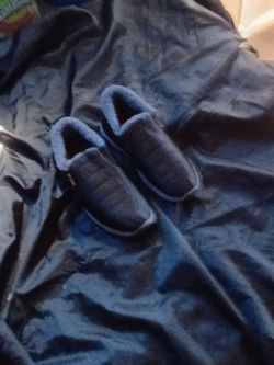 Gray Plaid Sherpa-Lined House Slippers