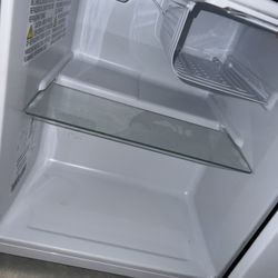 Hisense Mini fridge 