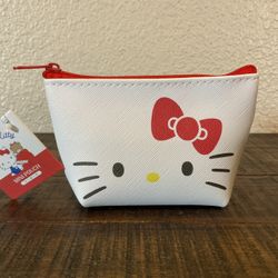 NEW Hello Kitty Mini Pouch Or Money And Coin Purse / Small Wallet