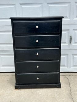 Black 5-Drawer Wood Chest