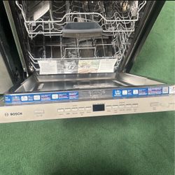 Bosch 500 Series 24”