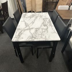 Dining Set 
