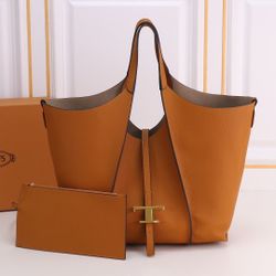 TOD'S Cowhide Tote Bag