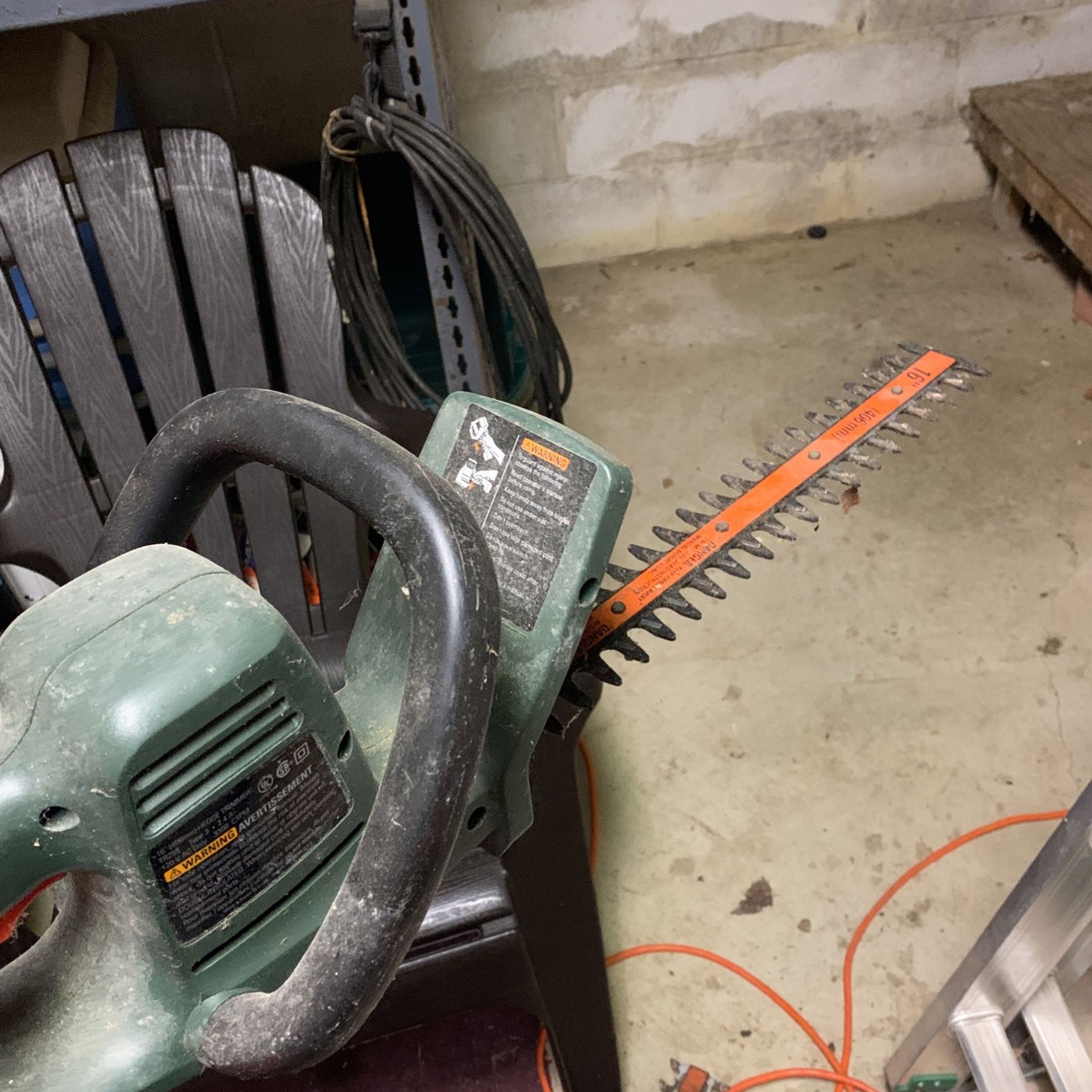 Black And Decker Tree And Wood Cutters