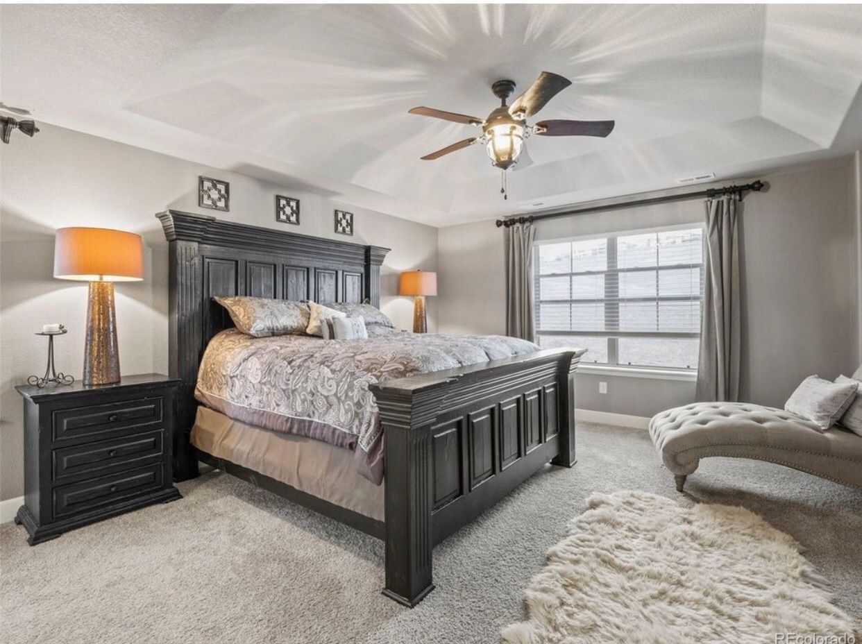 King bed, two nightstands and dresser
