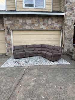 Large Reclining Sectional Couch