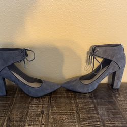 Pre-loved Marc Fisher 9.5 Women's   Heels Comes With The Original Box 📦