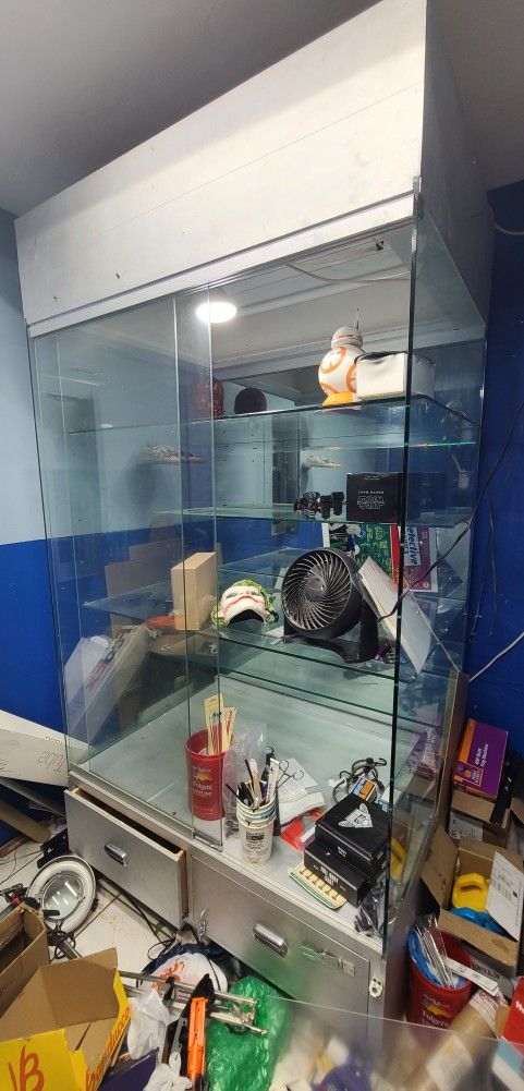 Lg Store Display Case/Show Case