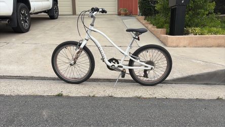 Electra kid bike