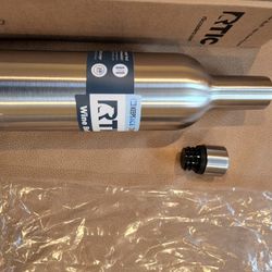 Brand new in box RTIC 750ML Wine Stainless Insulated Bottle