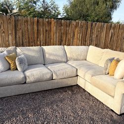 Sectional couch