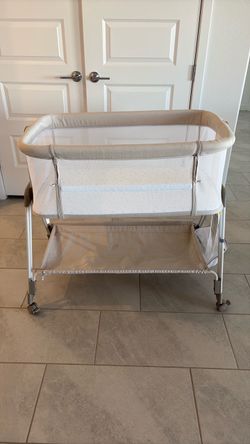 Baby Bassinet with Wheels and Storage