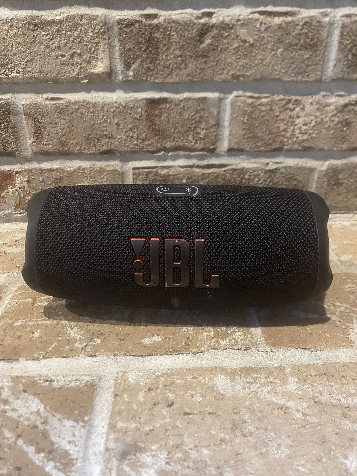 JBL Charge 5