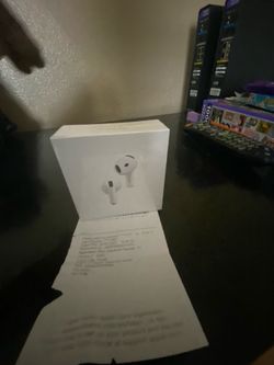 Airpods 4th gen