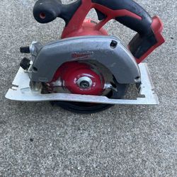 M18™ Cordless LITHIUM-ION 6 ½" Circular Saw