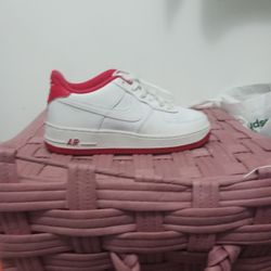 Air Force 1 University Red