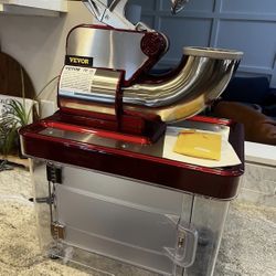 Brand New Snow cone machine For Sale! Kids parties Summer Icees