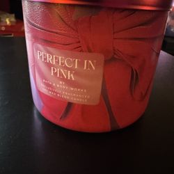 Bath and Body Works Perfect in Pink Candle