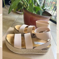Steve Madden Sandals Size 6