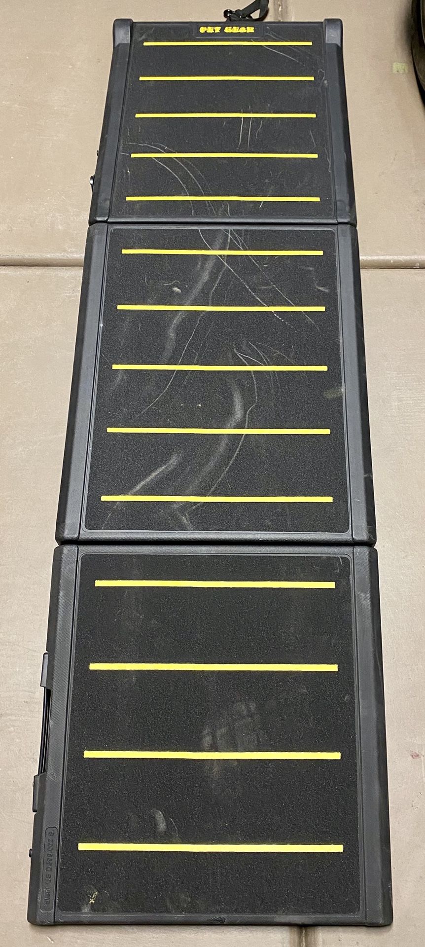 Pet gear reflective extra wide pet ramp, tri fold