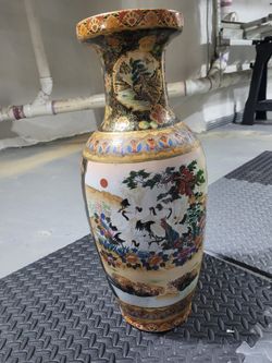 Oriental Vase - Large