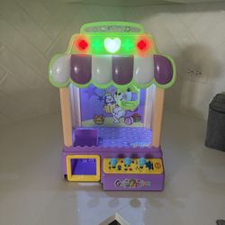 Mini Claw Machine Complete With Prizes