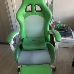 Froggy Tiny Protectors Gaming Chair