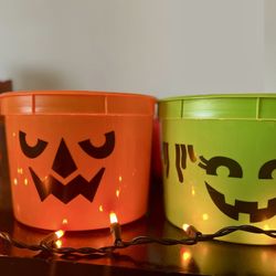 Halloween Buckets *Accepting Offers*