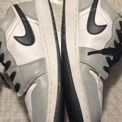 Jordan 1 Low Light Smoke Grey (GS)