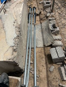 Load locks three straps three