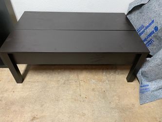 Black adjustable coffee table