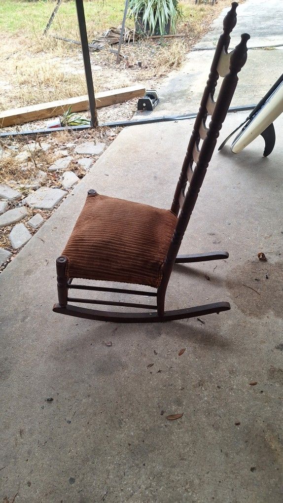 Antique rocking chair.