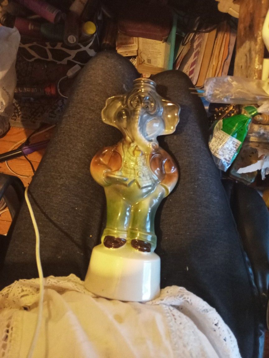 Collectable J BEAM 1940S BOTTLE
