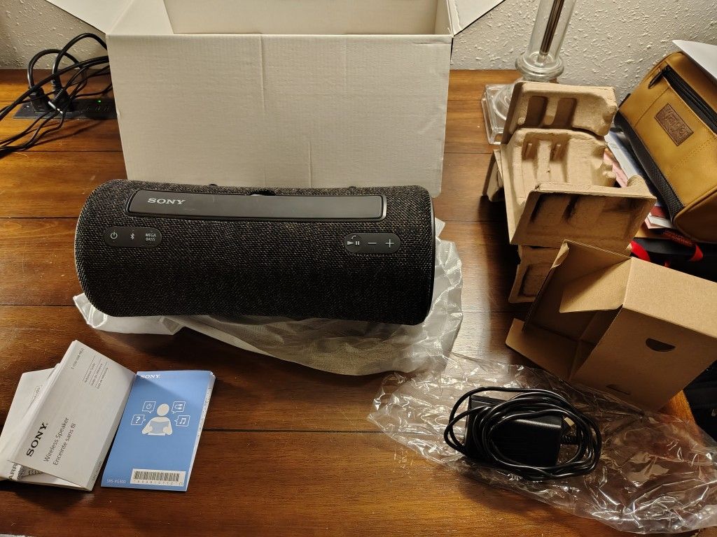 Sony XG300 Speaker