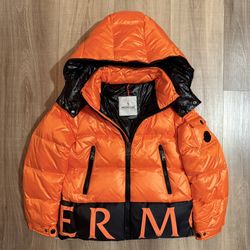 KIDS MONCLER PUFFER SIZE 4/6/8/10/12