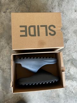 Black Yeezy slides