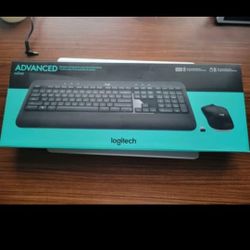 Advanced wireless Logitech keyboard & mouse