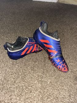 Soccer cleats