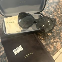 Gucci GG0325S black sunglasses