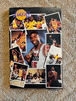 1992–93 Los Angeles Lakers Game Program / Magazine (Magic Johnson Cover & 1993 Toyota 4x4 Back Ad)