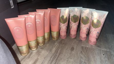 Bath & body works body lotions