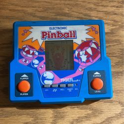 Vintage 1987 Tiger Electronics Pinball Handheld Game , Works Great.