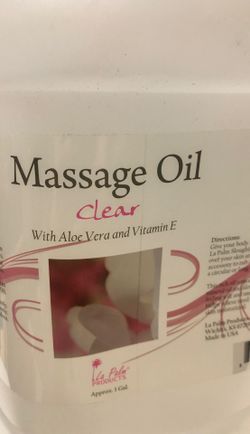 Clear massage oil with aloe vera and vitamin E ( 1 gallon)