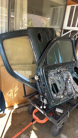 1 st gen Toyota Tacoma doors