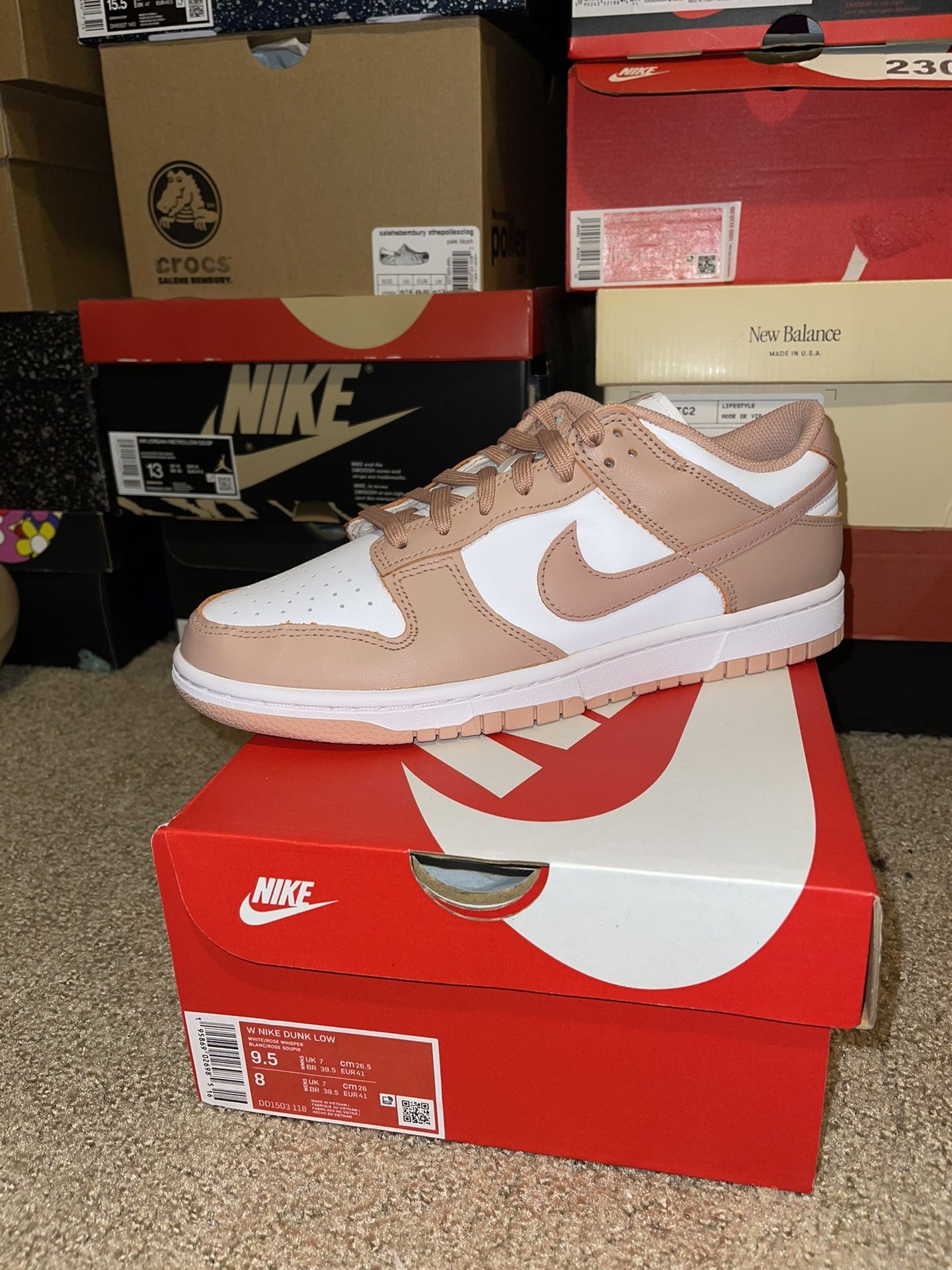 Nike Dunk Low Rose Whisper for Sale in Seattle, WA - OfferUp