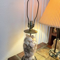 Vintage Seashell lamp