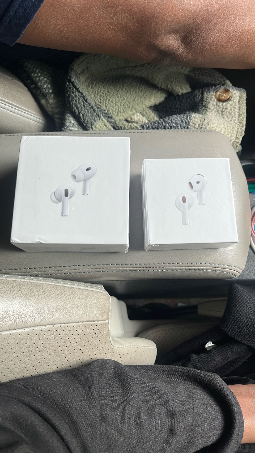 APPLE AIRPODS